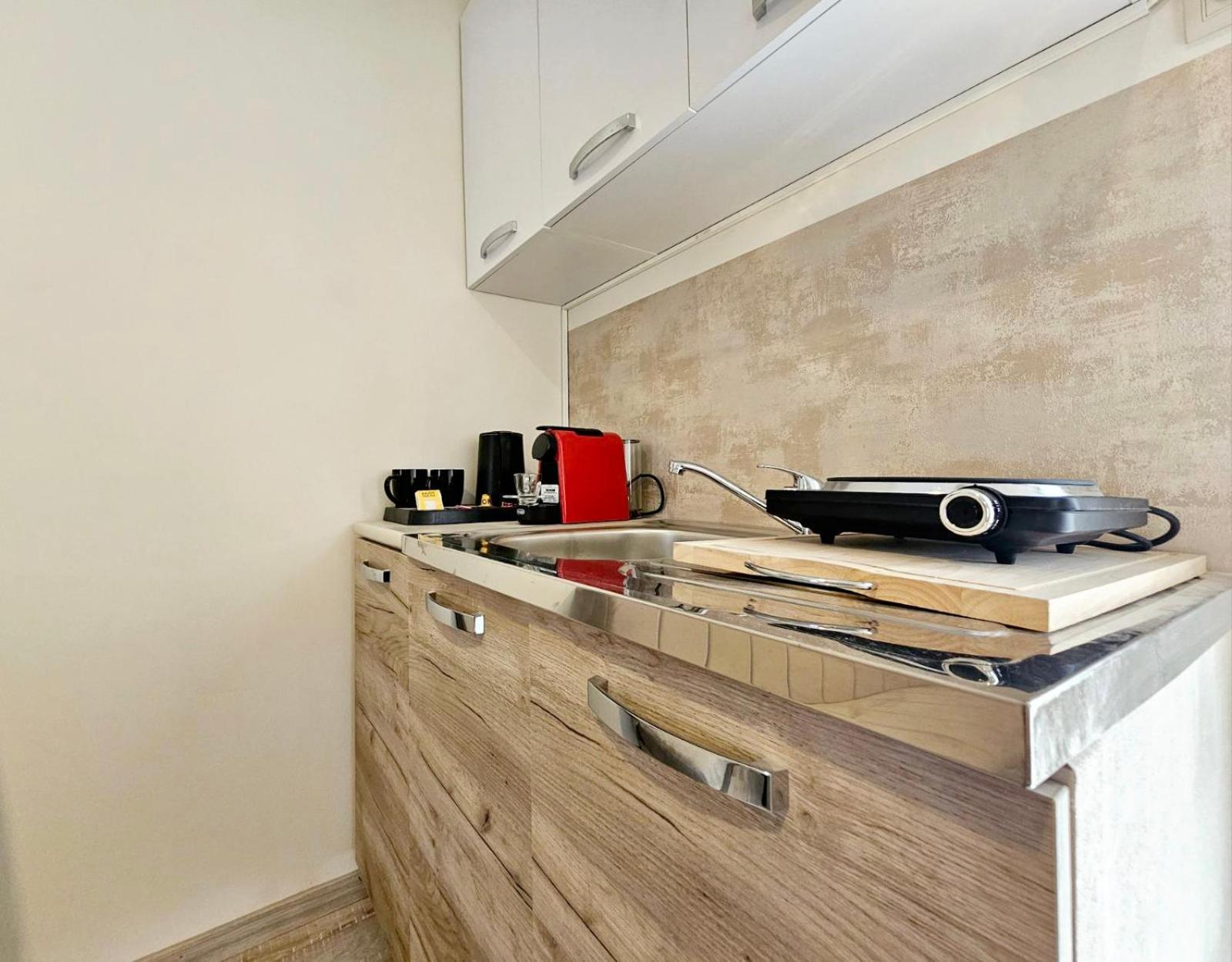 Golden City Center Suites Rhodes City Exterior foto