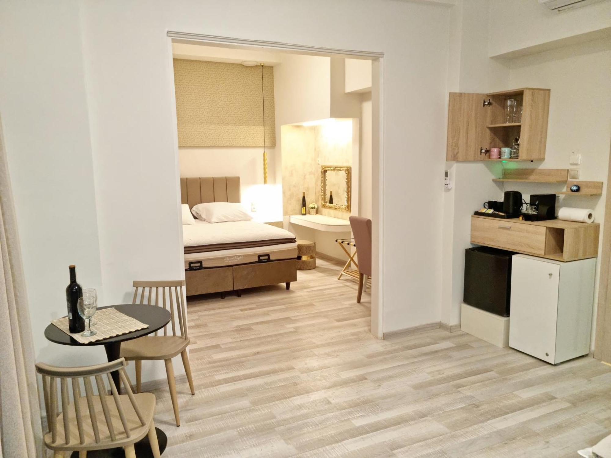 Golden City Center Suites Rhodes City Exterior foto